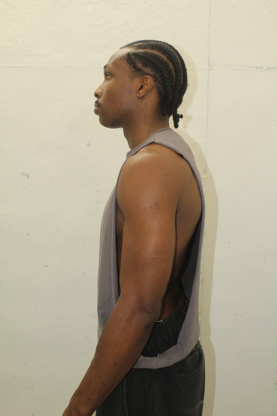 Men's shell, profile